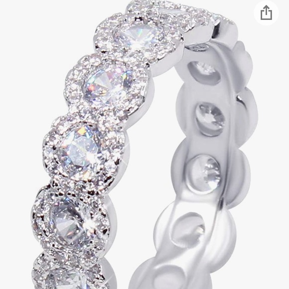 NWT RING - Picture 3 of 4